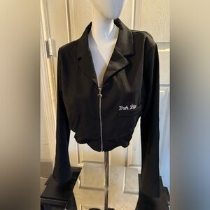 ✨NWOT✨ DAZY Letter Embroidery Zip Up Asymmetric Crop Blazer​